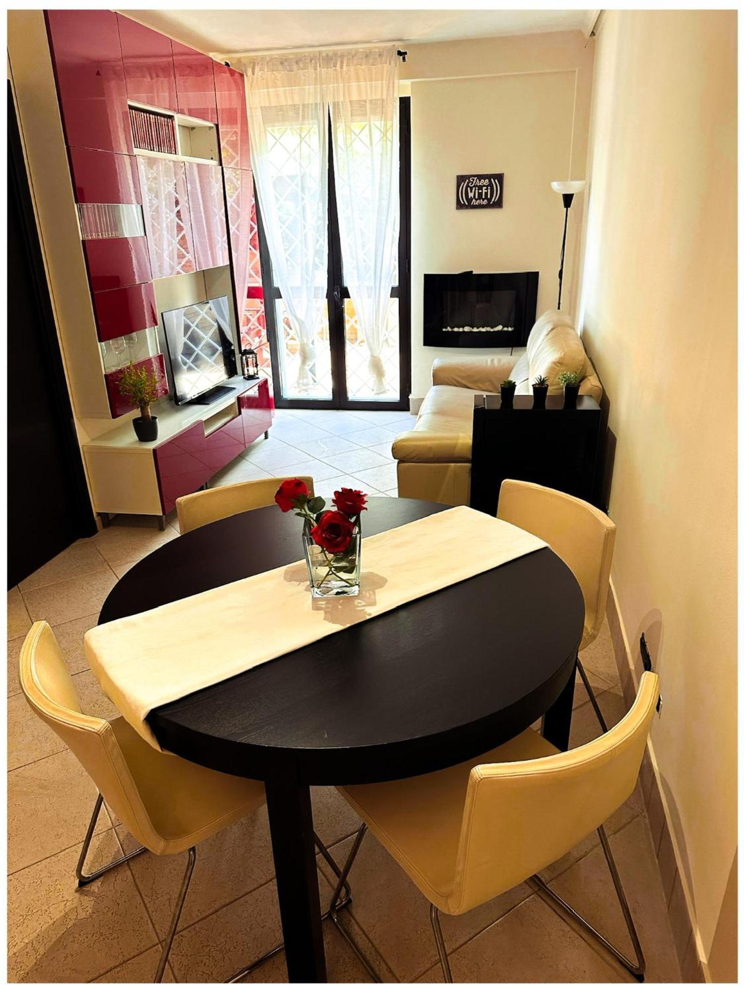 Eva Le Residenze Apartment Marco Simone Exterior photo